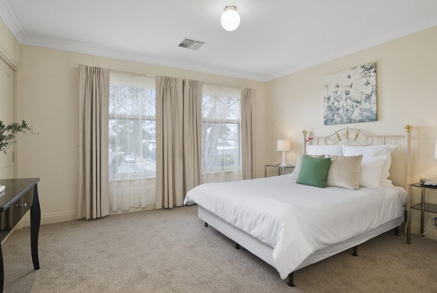 015_Open2view_ID560454-1B_Mitchell_Street__Glengowrie