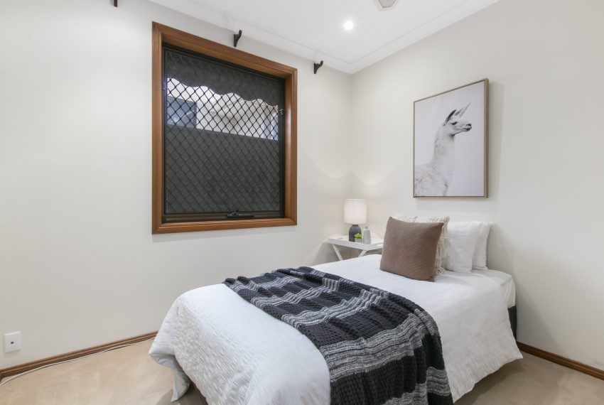 021_Open2view_ID721449-5_Hersey_Court__Marion
