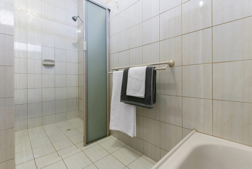 025_Open2view_ID721449-5_Hersey_Court__Marion
