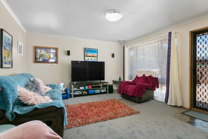 011_Open2view_ID730210-19_Seeger_Drive__Morphett_Vale