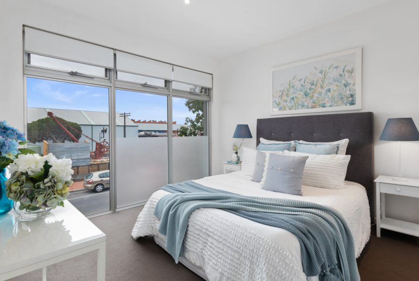 021_Open2view_ID752471-77A_Lipson_Street__Port_Adelaide