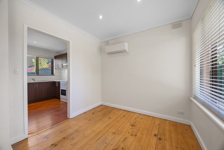 007_Open2view_ID989418-7_4A_Edward_Street__Blackwood