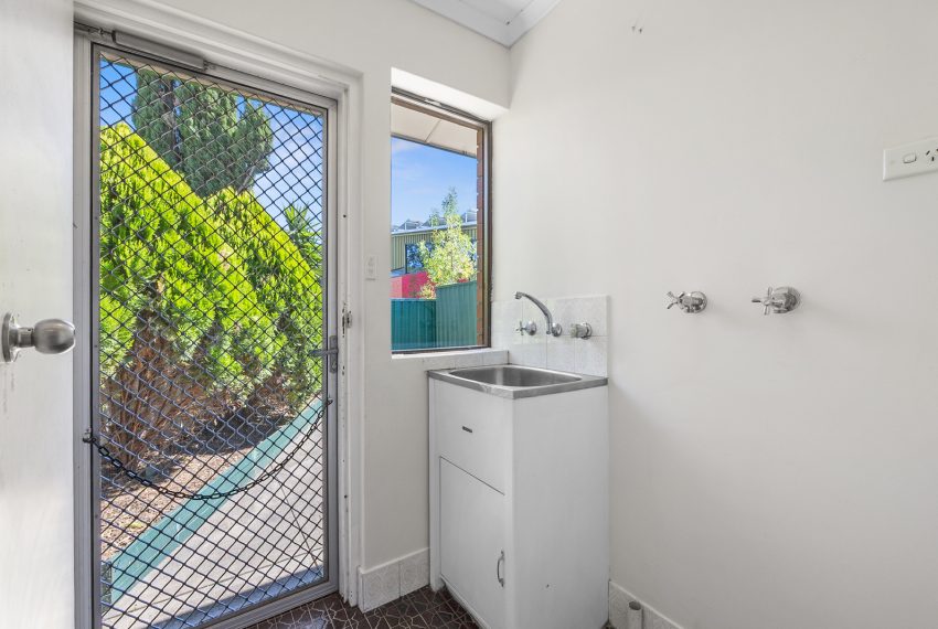 017_Open2view_ID989418-7_4A_Edward_Street__Blackwood