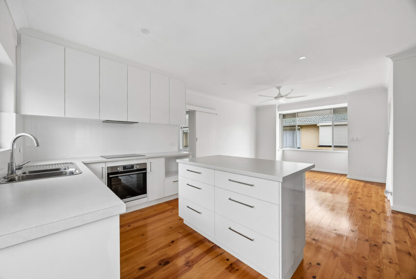020_Open2view_ID1033966-Unit_7_77_Wattlebury_Road__Lower_Mitcham - Copy
